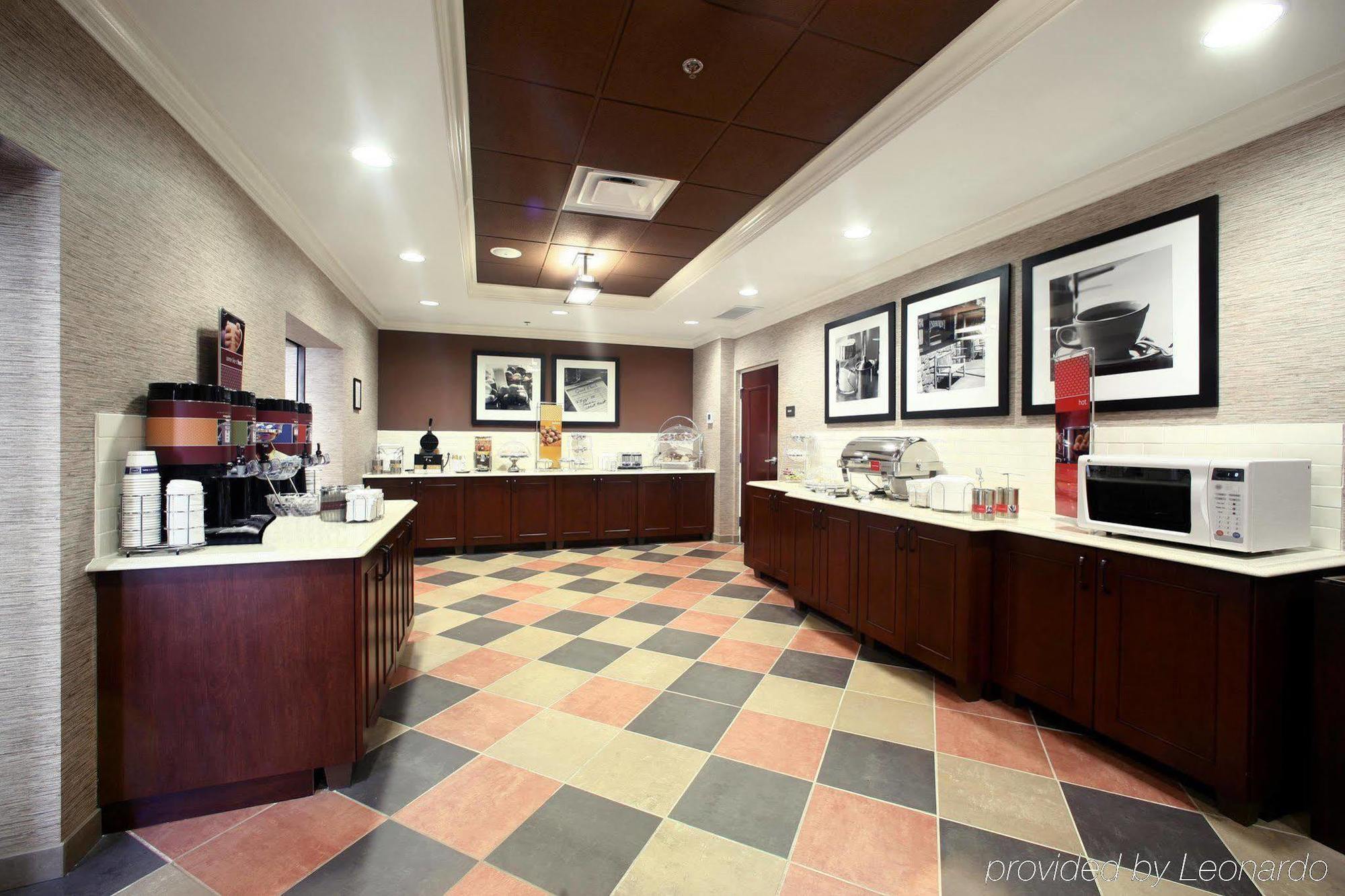 Hampton Inn Atlanta-Canton Restaurant photo